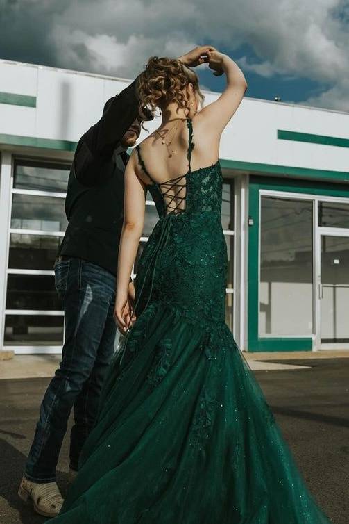 Dark Green Mermaid Tulle Appliques Prom Formal Dresses with Spaghetti Straps