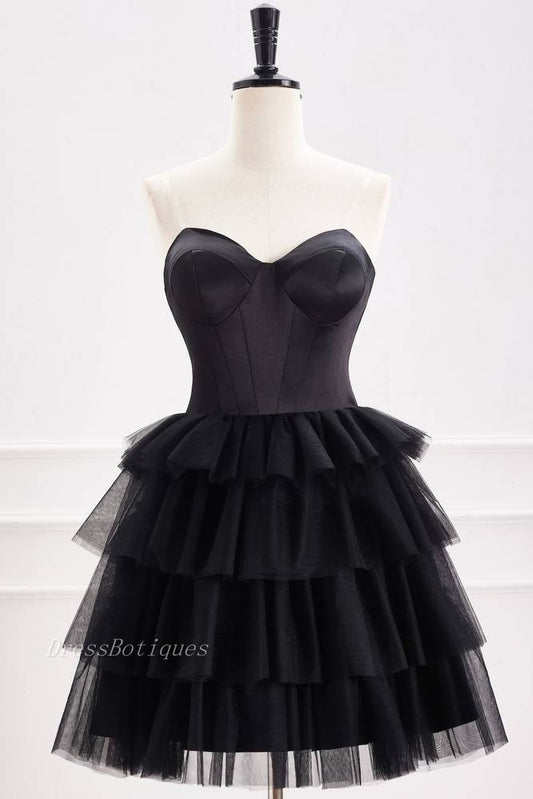 Black Strapless Sweetheart A-Line Tulle Homecoming Dresses