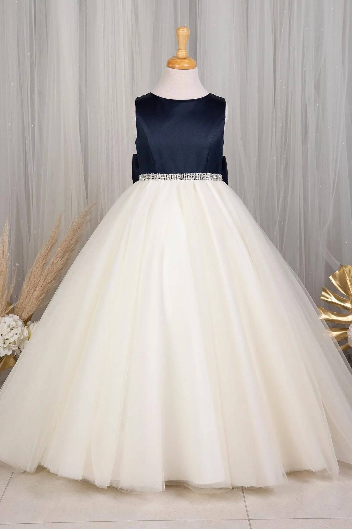 Crew Neck Ball Gown Floor-Length Flower Girl Dresses with Bow