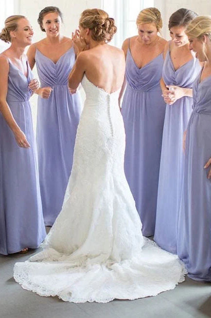 Lavender V-Neck Spaghetti Straps Bridesmaid Dresses