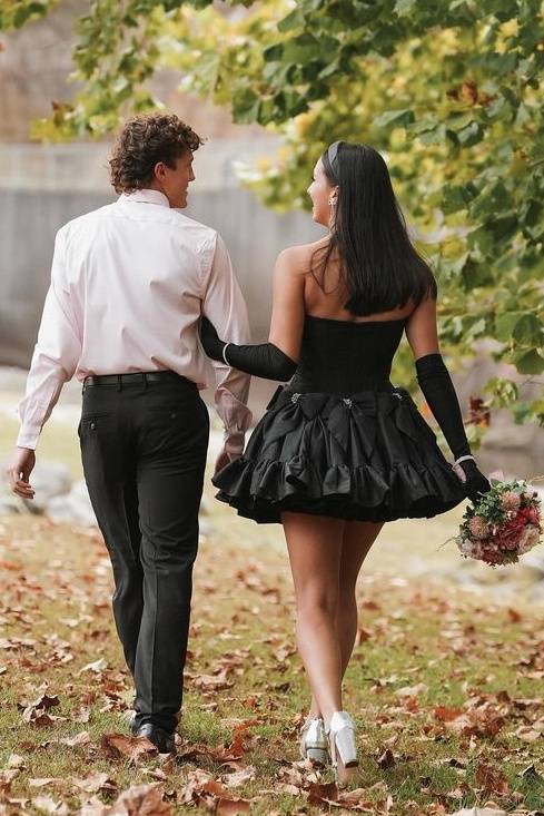 Black Strapless Short A-Line Satin Homecoming Dresses