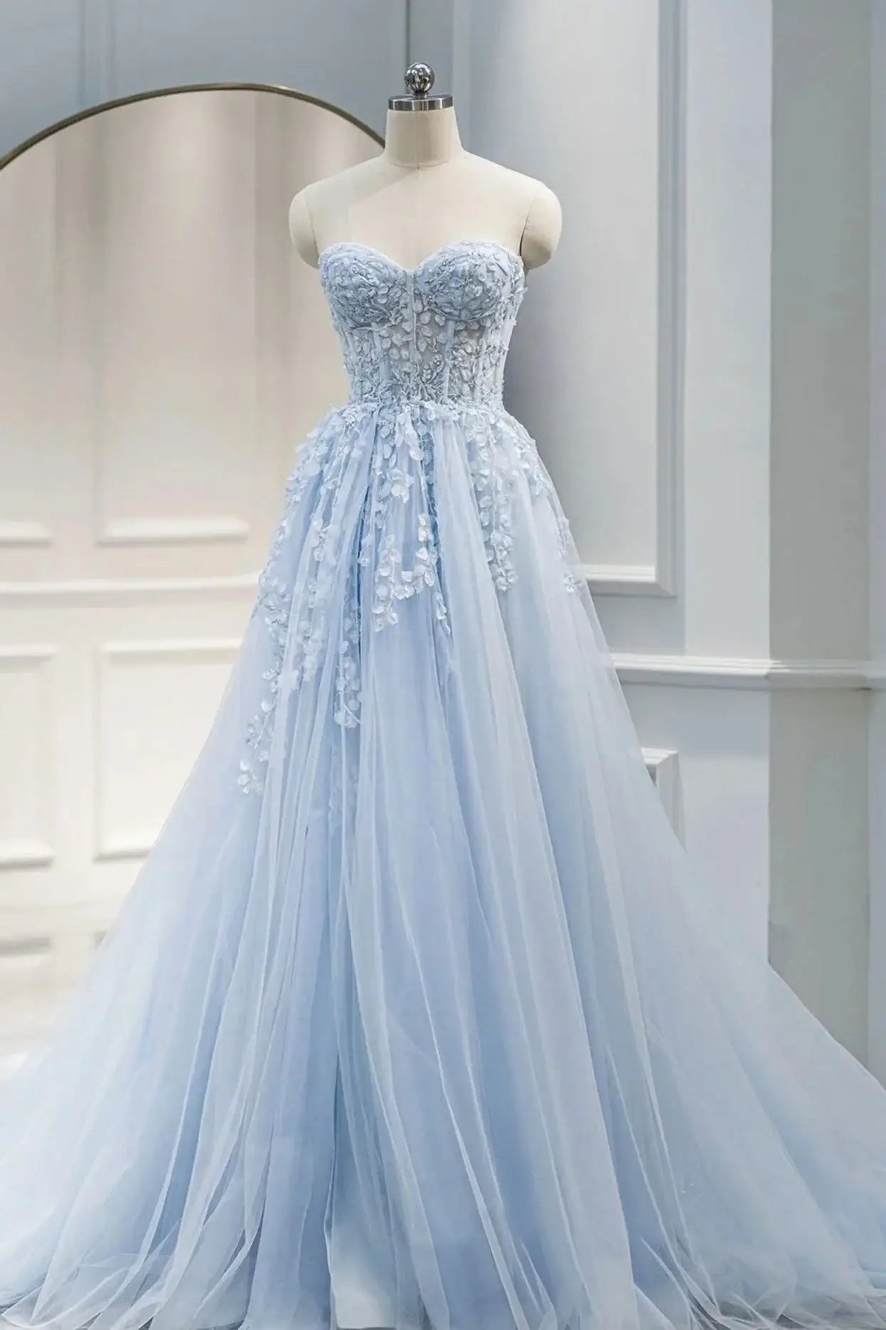 Sky Blue Strapless A-Line Long Tulle Prom Dresses with Appliques